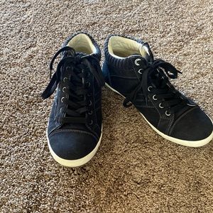 Taos Women’s shoes